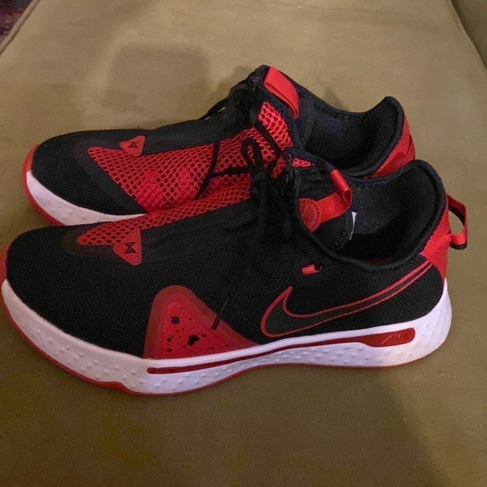 Full Length Nike Air CD5079-003  Size 11
